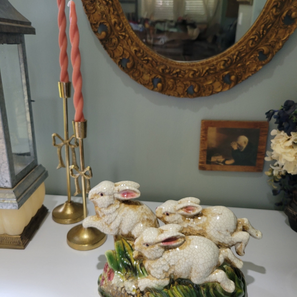 Ceramic Rabbit Trio on Floral Base - Picture 2 of 3